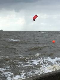 Kitesurfing at its best 1